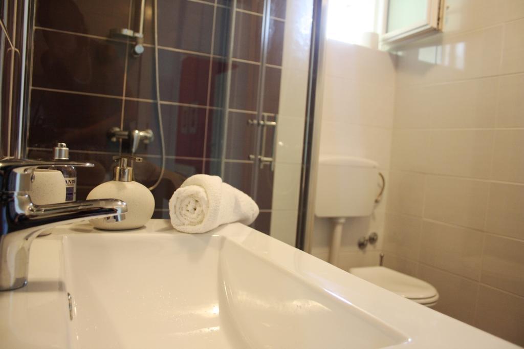Martina Sun Apartment زادار الغرفة الصورة
